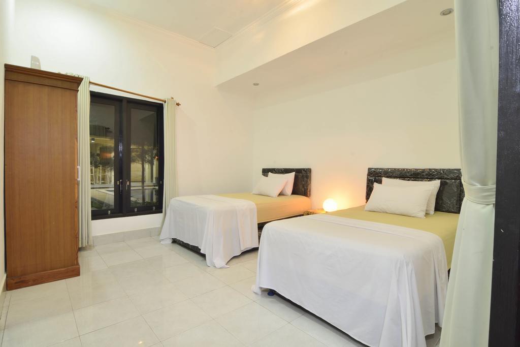 Santai Villa Kuta  Kamer foto