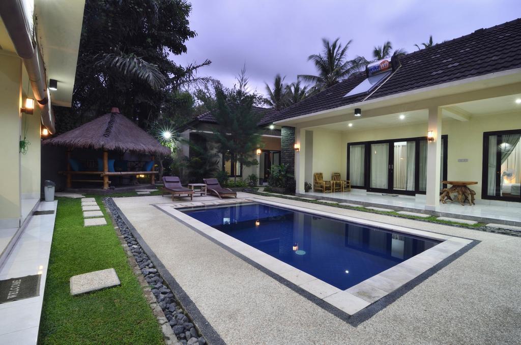 Santai Villa Kuta  Kamer foto