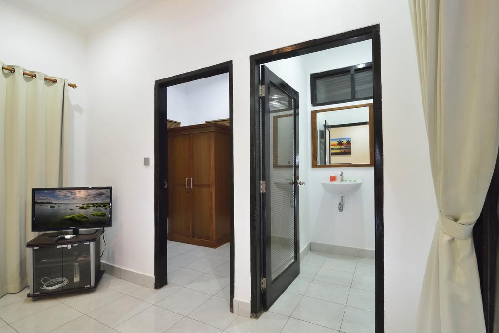 Santai Villa Kuta  Kamer foto