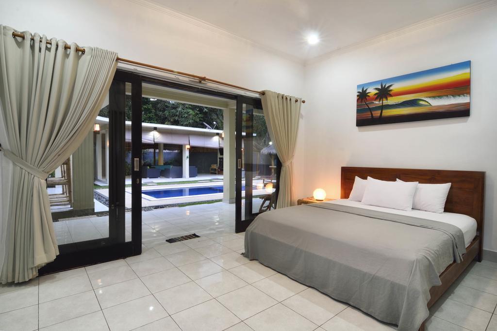 Santai Villa Kuta  Kamer foto